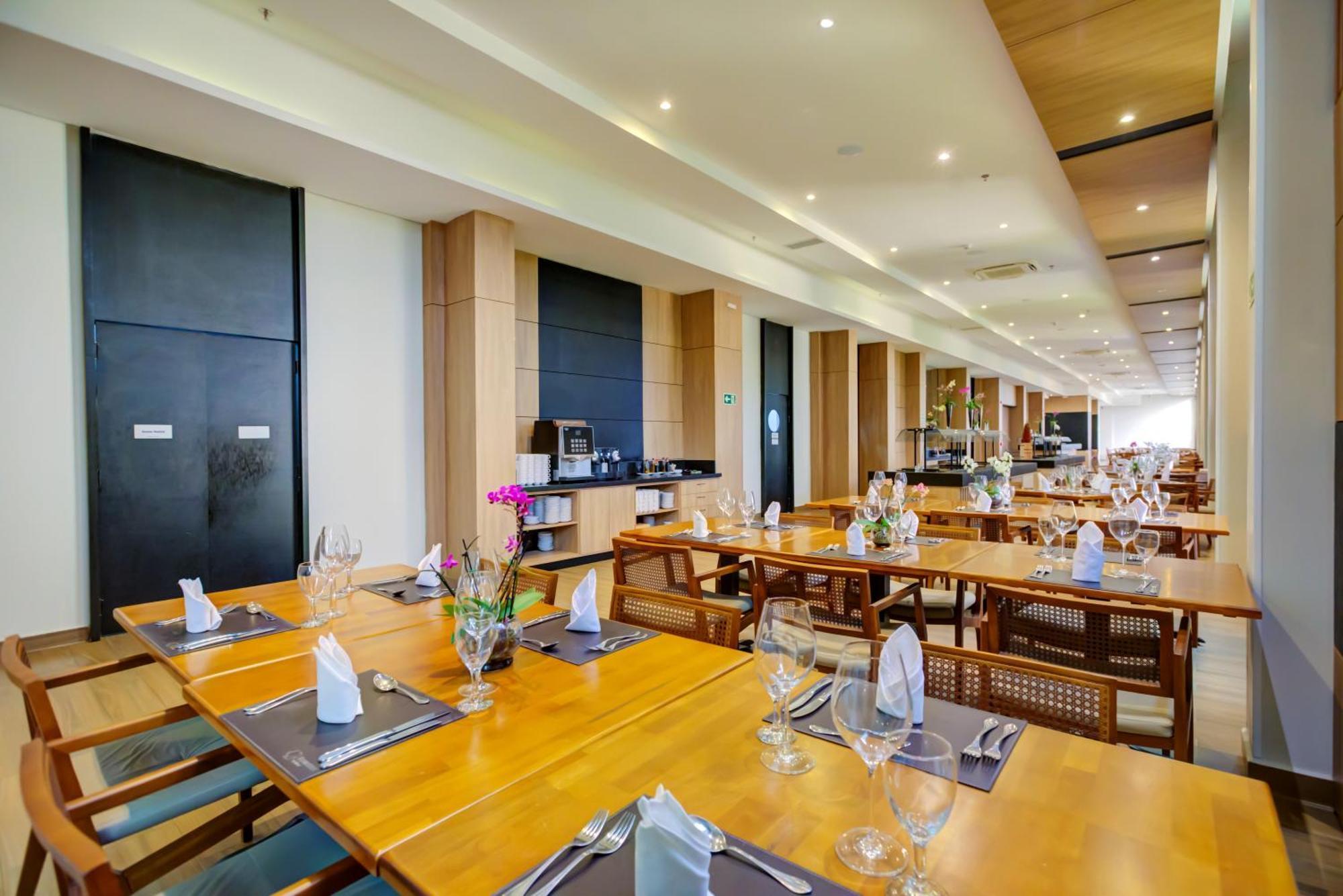 Doubletree By Hilton - -