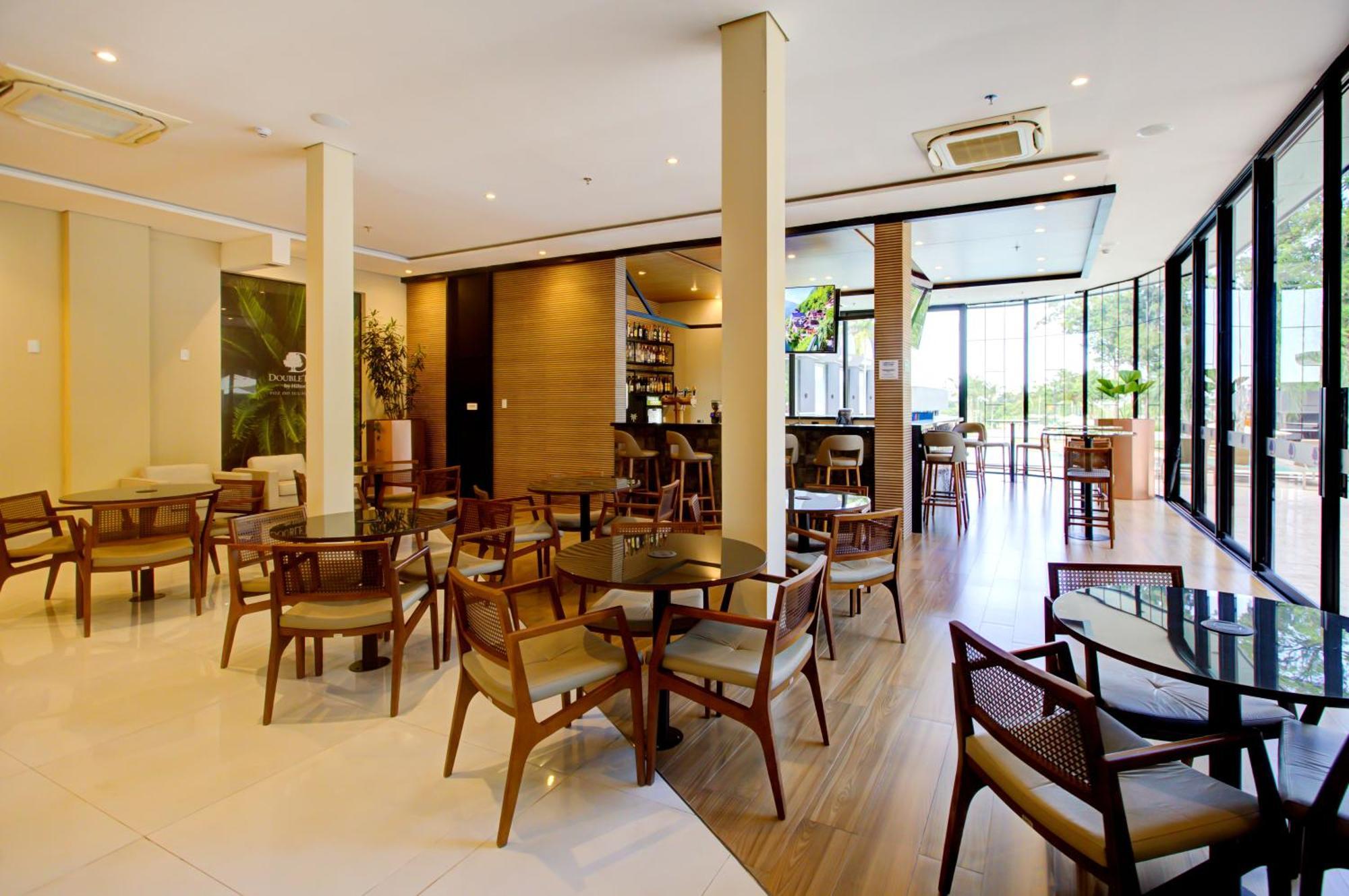 Resort Doubletree By Hilton - -